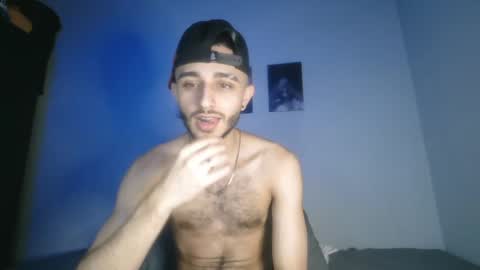 Snapshot of im_paul_ chatting on December 16, 2024, 6:21 am Paul online show from December 16, 2024, 6:21 am