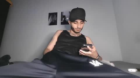 Snapshot of im_paul_ chatting on January 18, 2025, 6:34 am Paul online show from January 18, 2025, 6:34 am