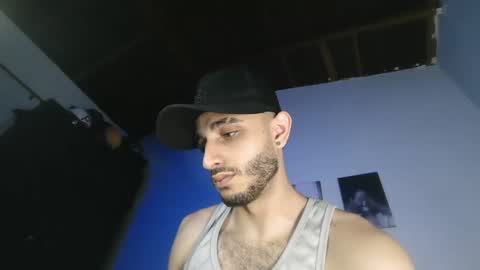 Snapshot of im_paul_ chatting on March 5, 2025, 2:57 am Paul online show from March 5, 2025, 2:57 am