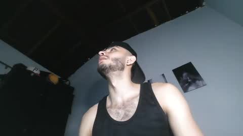 Snapshot of im_paul_ chatting on March 7, 2025, 4:35 am Paul online show from March 7, 2025, 4:35 am