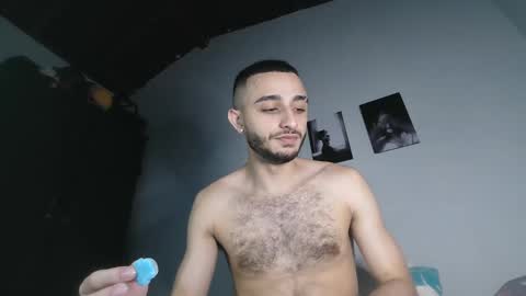 Snapshot of im_paul_ chatting on March 9, 2025, 5:44 am Paul online show from March 9, 2025, 5:44 am