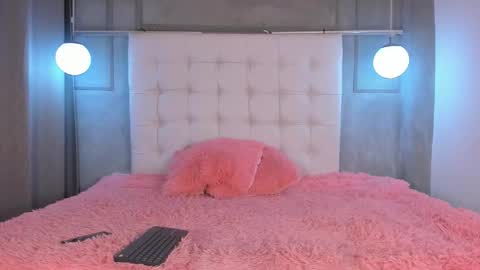 Snapshot of im_tiffany_ chatting on February 5, 2026, 4:28 am im tiffany online show from February 5, 2026, 4:28 am