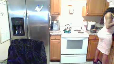 iman_love online show from January 23, 2025, 11:36 pm