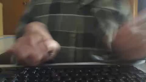 Snapshot of imaussiechris chatting on December 14, 2025, 10:36 pm Aussie Guy online show from December 14, 2025, 10:36 pm