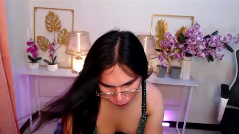 Snapshot of imdestined_foryou chatting on January 7, 2025, 11:14 pm Ashley online show from January 7, 2025, 11:14 pm