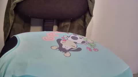 mia latina online show from February 13, 2026, 9:11 pm