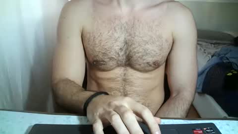 Snapshot of imfranky10 chatting on February 10, 2025, 3:53 pm frank online show from February 10, 2025, 3:53 pm