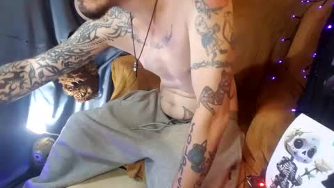 JJ online show from October 19, 2025, 1:23 pm