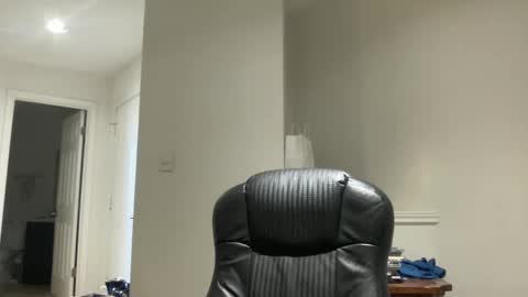 Snapshot of imightgetnaked chatting on January 2, 2025, 4:35 pm imightgetnaked online show from January 2, 2025, 4:35 pm