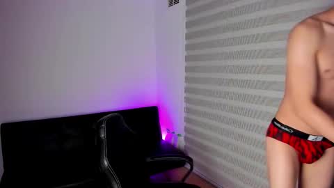 Snapshot of imjero chatting on October 25, 2025, 1:02 am Jero online show from October 25, 2025, 1:02 am