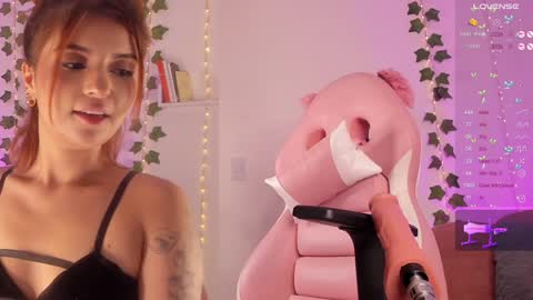 Snapshot of imlis chatting on January 3, 2025, 9:04 am Lissa Morgan MODEL INDEPENDENT online show from January 3, 2025, 9:04 am