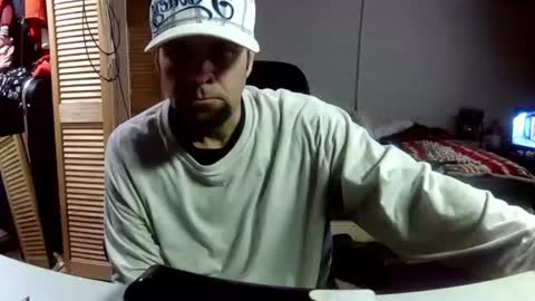 imoff_0119 online show from April 12, 2026, 4:01 pm