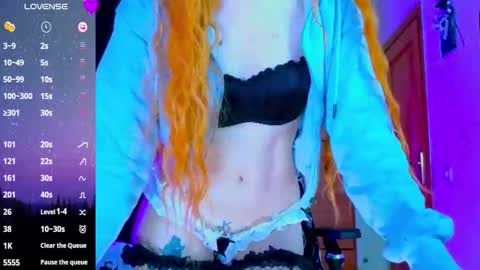 Lora online show from December 22, 2025, 4:04 pm