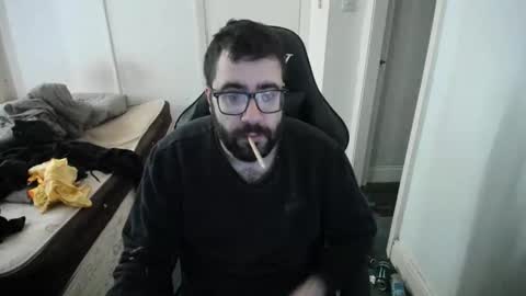 imstillfish online show from April 18, 2026, 11:36 am