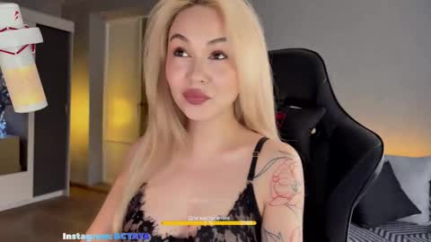 Snapshot of imtaya chatting on November 4, 2025, 9:19 am Taya online show from November 4, 2025, 9:19 am