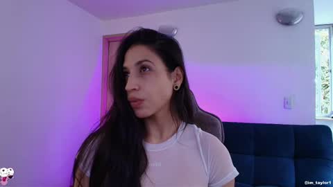 TAYLOR  online show from January 18, 2026, 9:51 pm