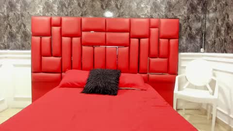 Snapshot of imyourdirtymilf chatting on October 4, 2025, 7:23 pm Karina online show from October 4, 2025, 7:23 pm