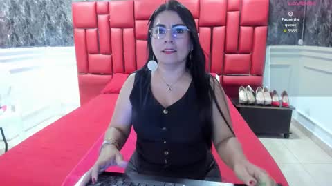Karina online show from February 20, 2026, 1:33 pm
