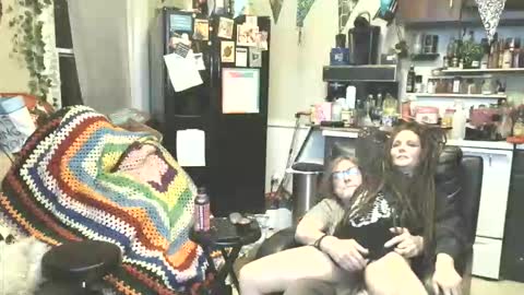 Snapshot of in_the_garden_of_eaten chatting on March 13, 2026, 7:26 am in_the_garden_of_eaten online show from March 13, 2026, 7:26 am