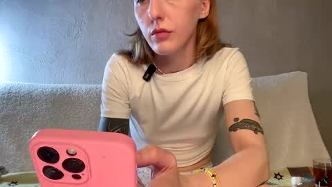 oksana  online show from April 4, 2026, 4:04 pm