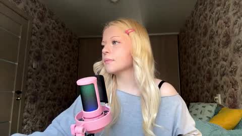 Snapshot of inamillsap chatting on February 21, 2026, 11:11 am Lola online show from February 21, 2026, 11:11 am