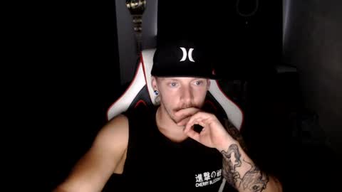 incognitobanditoxx online show from July 28, 2026, 7:39 pm