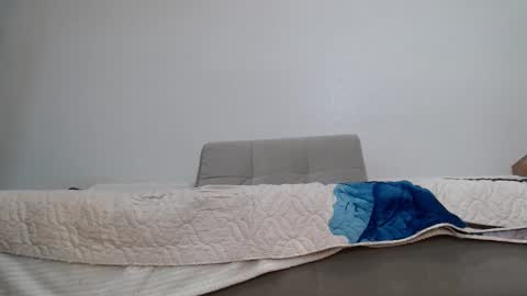 Della online show from January 18, 2025, 5:15 pm