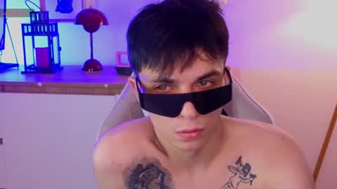 Snapshot of incub_ chatting on July 11, 2026, 3:48 pm incub_ online show from July 11, 2026, 3:48 pm