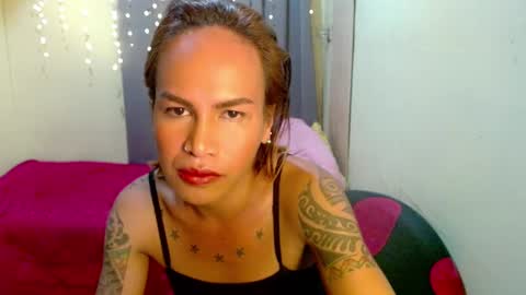 Snapshot of indaypakay_ts chatting on January 22, 2025, 9:35 am Pakay online show from January 22, 2025, 9:35 am