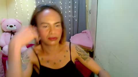 Snapshot of indaypakay_ts chatting on February 15, 2025, 2:47 am Pakay online show from February 15, 2025, 2:47 am