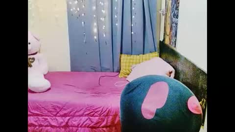 Snapshot of indaypakay_ts chatting on October 24, 2025, 1:46 am Pakay online show from October 24, 2025, 1:46 am