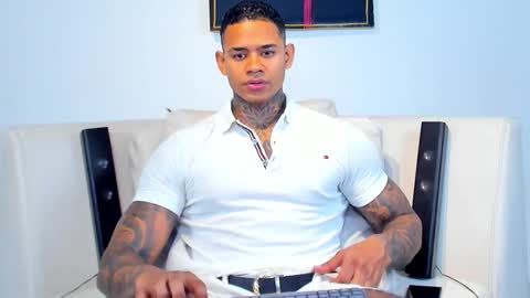 Snapshot of independent_project chatting on November 2, 2025, 1:08 am Jacobo online show from November 2, 2025, 1:08 am