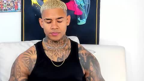 Snapshot of independent_project chatting on November 26, 2025, 7:04 pm Jacobo online show from November 26, 2025, 7:04 pm