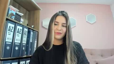 Snapshot of india_secretary chatting on March 10, 2025, 2:28 am Lana online show from March 10, 2025, 2:28 am