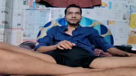 Snapshot of indian_bengali_boy chatting on February 9, 2026, 7:12 am Suman Leo online show from February 9, 2026, 7:12 am