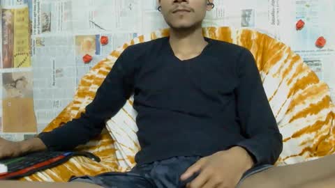 Snapshot of indian_bengali_boy chatting on February 17, 2026, 6:14 pm Suman Leo online show from February 17, 2026, 6:14 pm