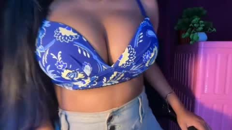 Raya  online show from April 18, 2026, 7:58 pm