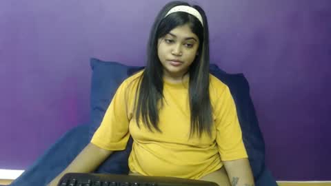 Snapshot of indian_rimmelx chatting on January 8, 2025, 9:32 am Melz online show from January 8, 2025, 9:32 am