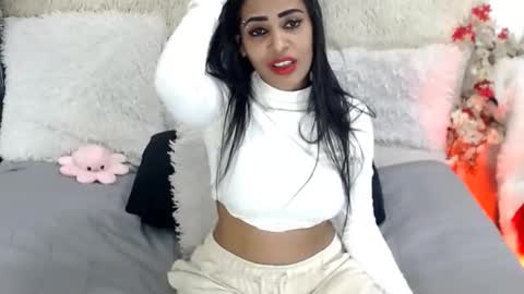 Jazmin online show from May 16, 2026, 11:14 pm