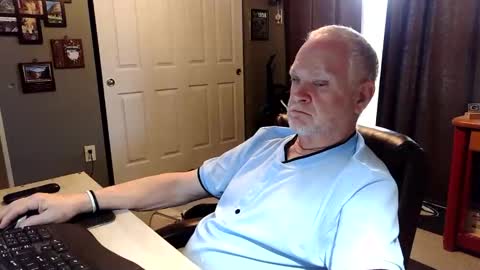 Papa online show from April 27, 2026, 5:44 pm