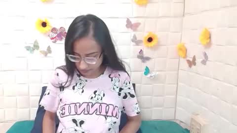 Snapshot of indianbootylicious1 chatting on December 23, 2025, 1:36 am nala online show from December 23, 2025, 1:36 am