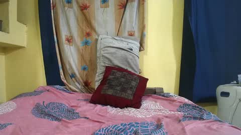 Snapshot of indiancumking chatting on January 23, 2025, 10:01 pm inindiancumking online show from January 23, 2025, 10:01 pm