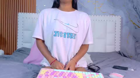 LITTLE AINHOA  online show from January 8, 2026, 8:00 pm