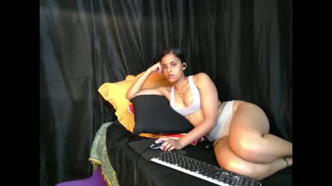 indianmaxine07 online show from March 16, 2026, 3:45 am