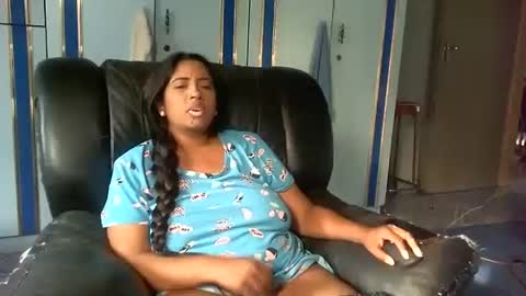 Snapshot of indianplaygal69 chatting on December 3, 2024, 2:27 pm Indianpalgal69 online show from December 3, 2024, 2:27 pm