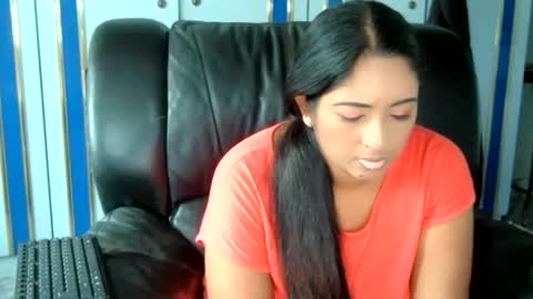 Snapshot of indianplaygal69 chatting on December 19, 2024, 9:29 am Indianpalgal69 online show from December 19, 2024, 9:29 am