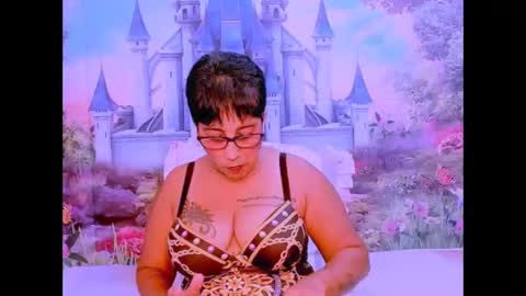 Snapshot of indianroxy07 chatting on February 18, 2025, 6:04 pm roxy online show from February 18, 2025, 6:04 pm