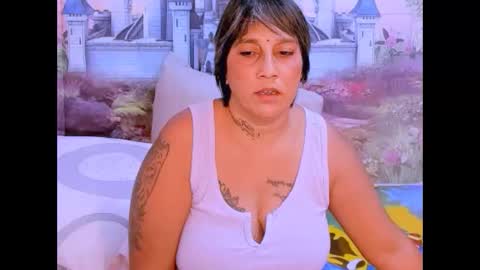 Snapshot of indianroxy07 chatting on September 24, 2025, 7:01 am roxy online show from September 24, 2025, 7:01 am