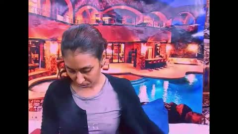 indiansexybutt4u2luv online show from March 30, 2026, 5:19 am