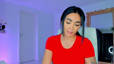 Snapshot of indiansweety chatting on September 30, 2025, 1:05 pm Hellen online show from September 30, 2025, 1:05 pm